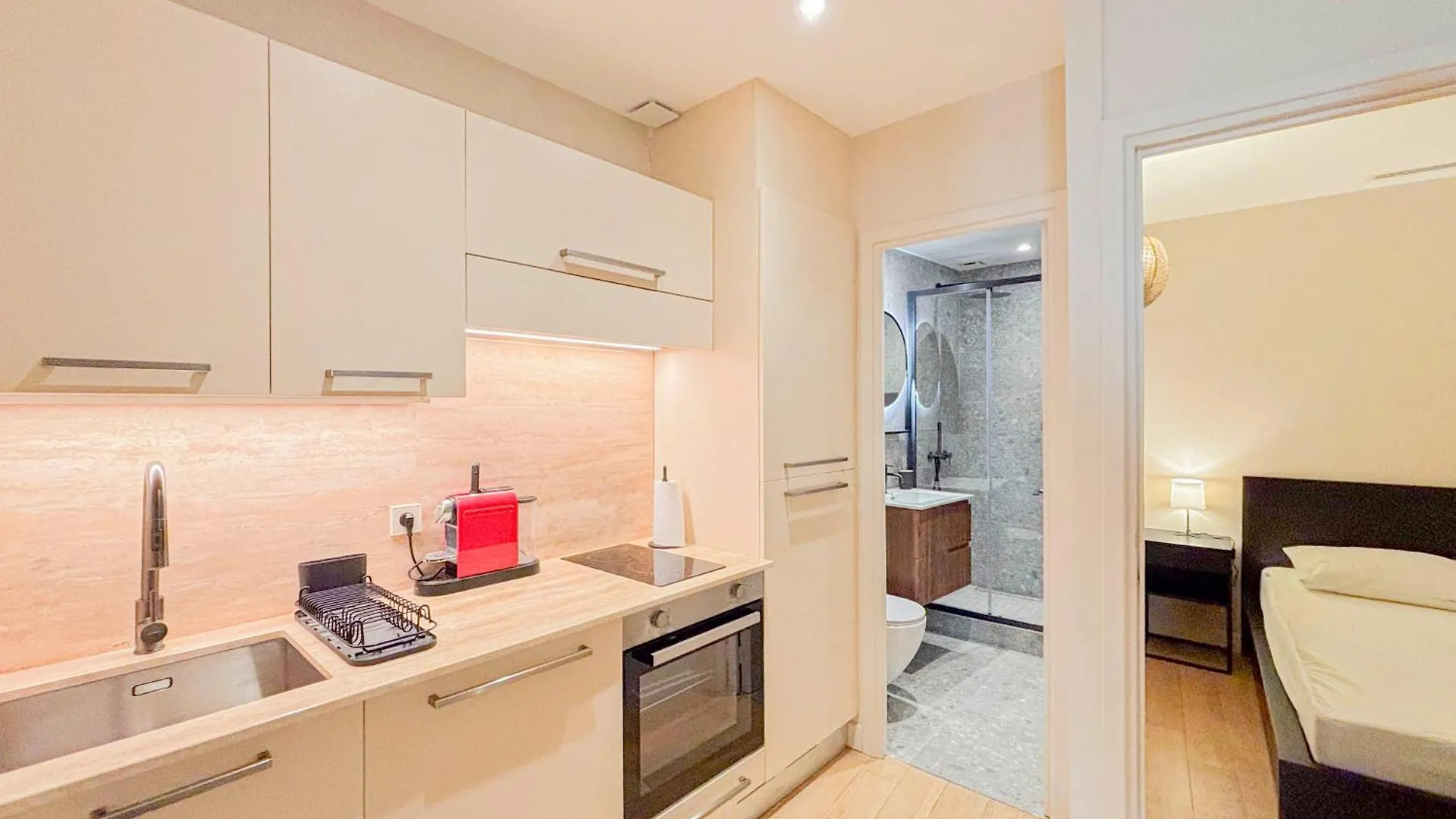 Petit Cocon Au Coeur Du Vieux-Nice, Wifi, Ac, 2Pers Nice