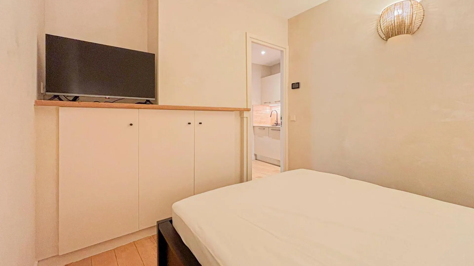 Petit Cocon Au Coeur Du Vieux-Nice, Wifi, Ac, 2Pers 0*, Nice France